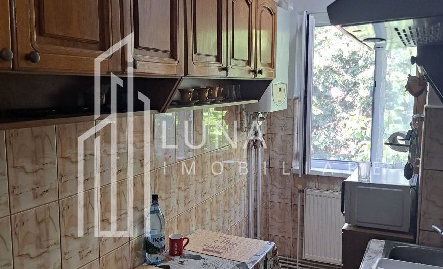 Apartament 3 camere de vânzare | Dâmbu Pietros - Poză 1