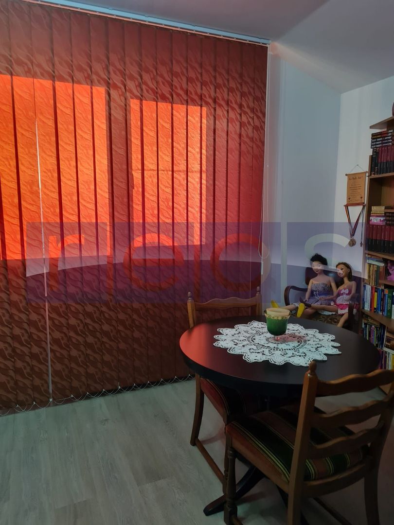 VANZARE CASA P+1+M | 5 MINUTE METROU APARATORII PATRIEI - Poză 8