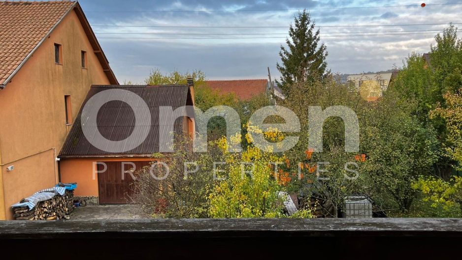 Vilă de închiriat – 260 mp utili, teren 1300 mp, 5 dormitoare, 3 băi, 3 balcoane - Poză 15