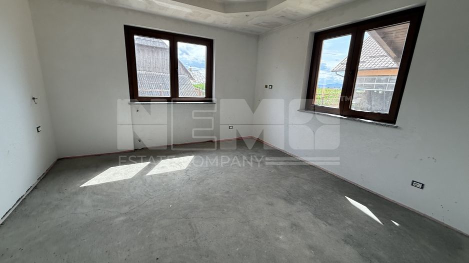 Casă de vânzare Frătăuții Vechi | Teren 1.970 mp - Poză 3