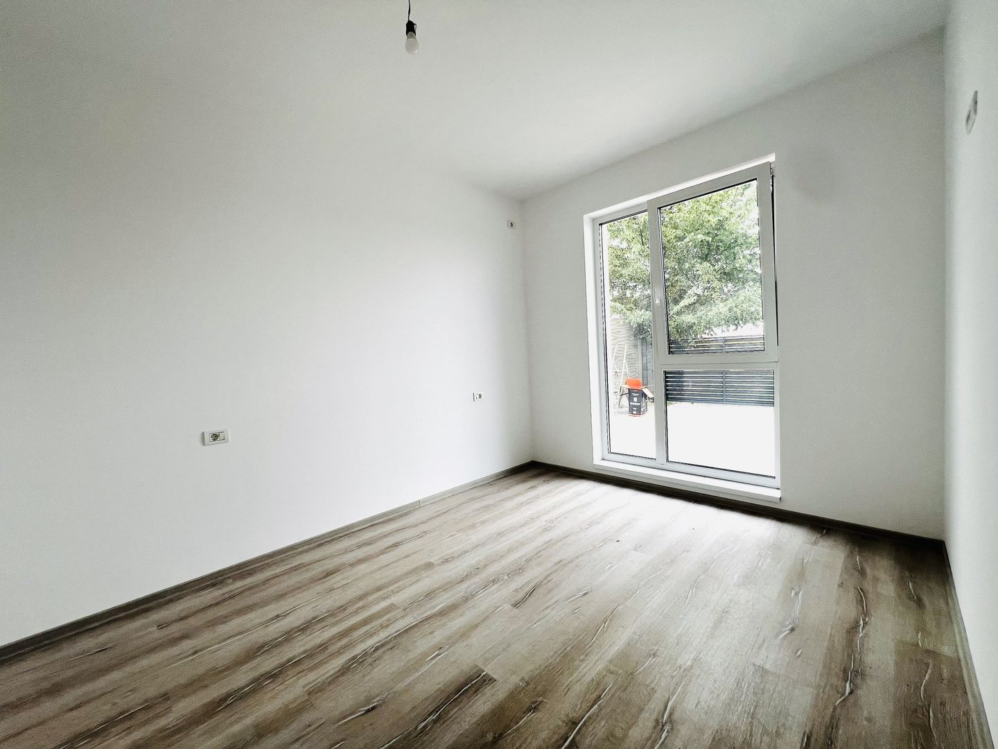 Duplex nou cu 4 dormitoare -Dumbravita, la 5 minute de Parcul Central - Poză 9