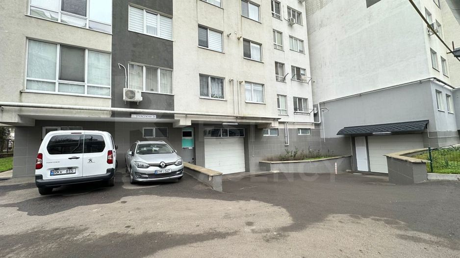 Vânzare, parcare , 20 mp, strada Sprîncenoaia, Centru - Poză 4