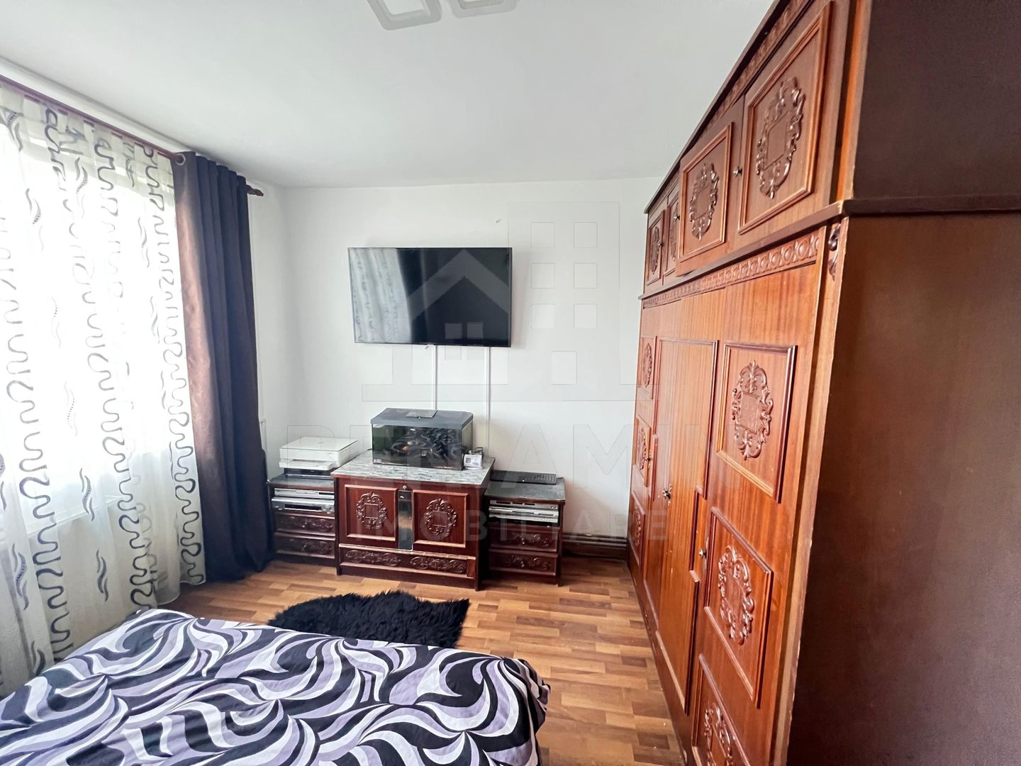 2Camere-50mp-Mobilat-Utilat-Centrala-Parcare-Lift Nou-Bd.Saturn-Astra - Poză 4