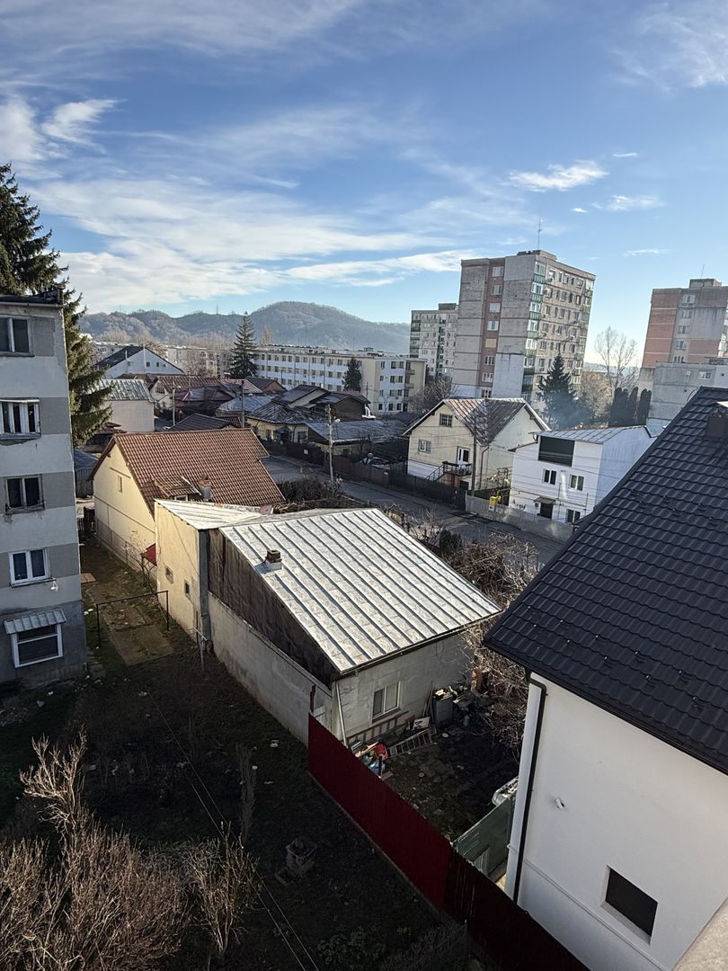 Ap 2 camere renovat - mobilat și utilat complet - Poză 15