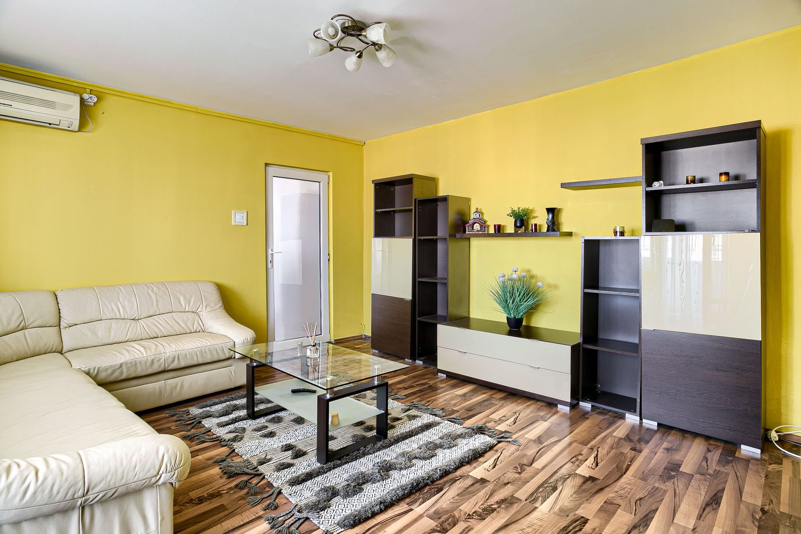 Vandut! Apartament micălaca 2 camere - Comision 0% la cumparare - Poză 2