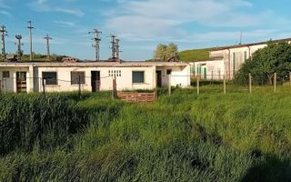 Spațiu locuit / afacere lângă stația E.ON Belcești - Poză 2