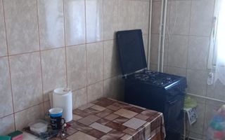 Apartament cu trei camere, Aparatorii Patriei, 130.000€, 0% comision cumparator - Poză 4