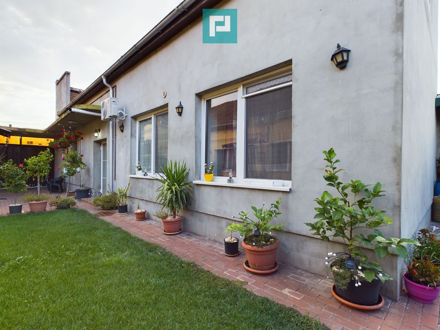 Apartament cu 3 camere la curte comună în Grădiște - Poză 14