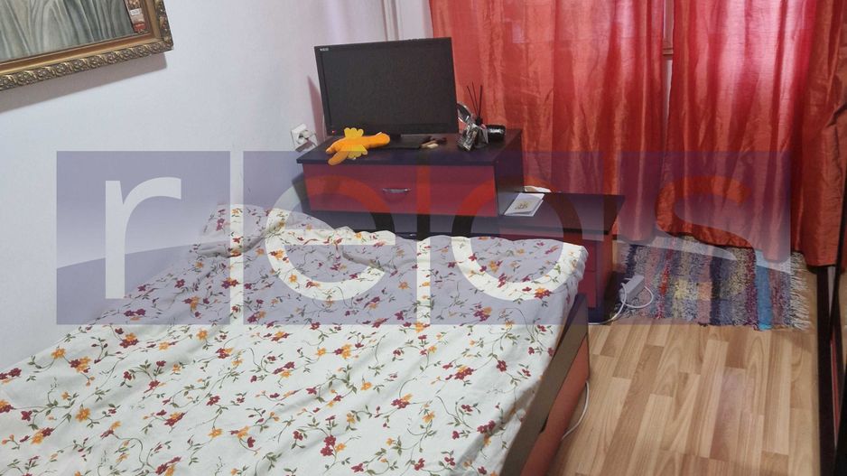 VANZARE 3 CAMERE - DECOMANDAT- DRISTOR-10 min de metrou - Poză 3