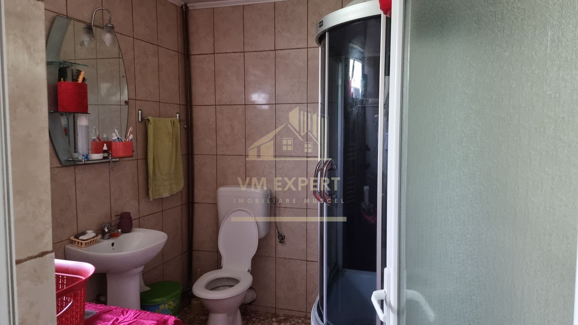 CASA 3 CAMERE, TEREN 6200 MP + 2 LACURI, CAMPULUNG, NAMAIESTI - Poză 6