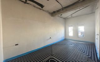 Duplex pe parter - 3 camere - teren generos -  Sacalaz - Poză 3