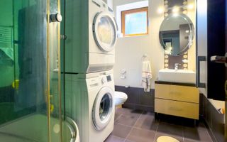 Casă impunătoare, 292 mp utili, 763 mp teren | Strada Principală - Poză 11