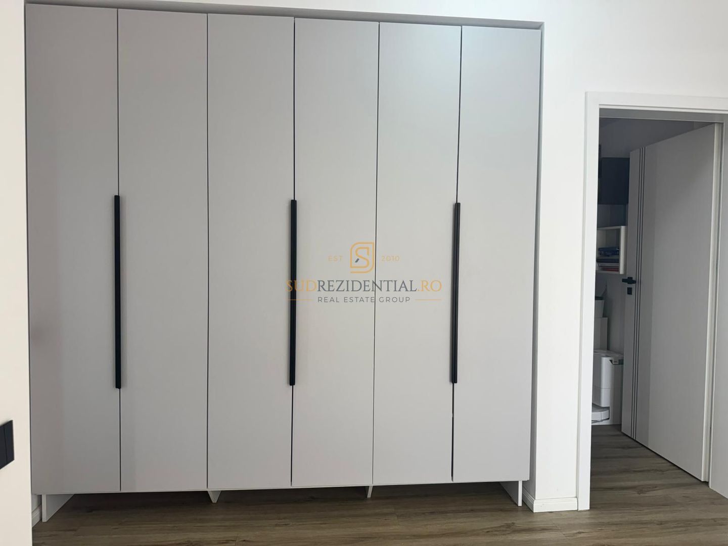 Casa individuala cu 5 camere, complet mobilata si utilata, Com Berceni - Poză 8