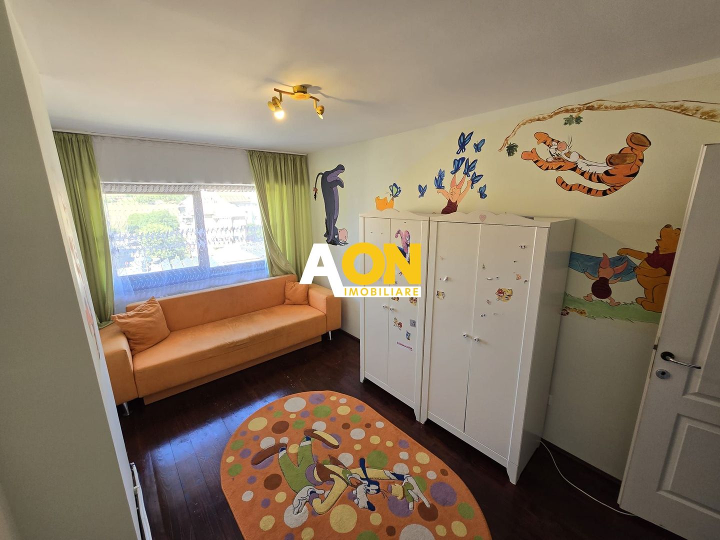 Apartament cu 3 Camere, Scară Interioară, Zona Centru - Poză 4