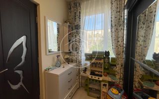 Apartament de vânzare cu 2 camere în zona Velența, Oradea - Poză 6