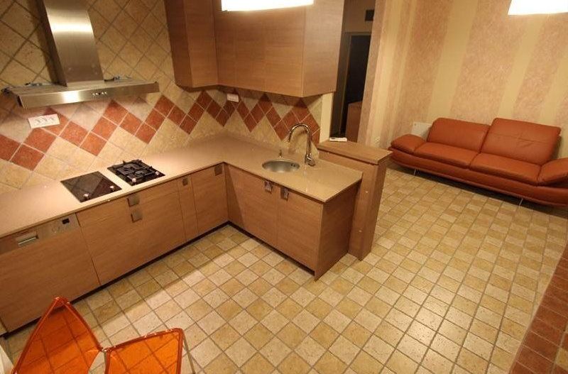 Apartament cu 3 camere de închiriat în zona Bucovinei - Poză 2