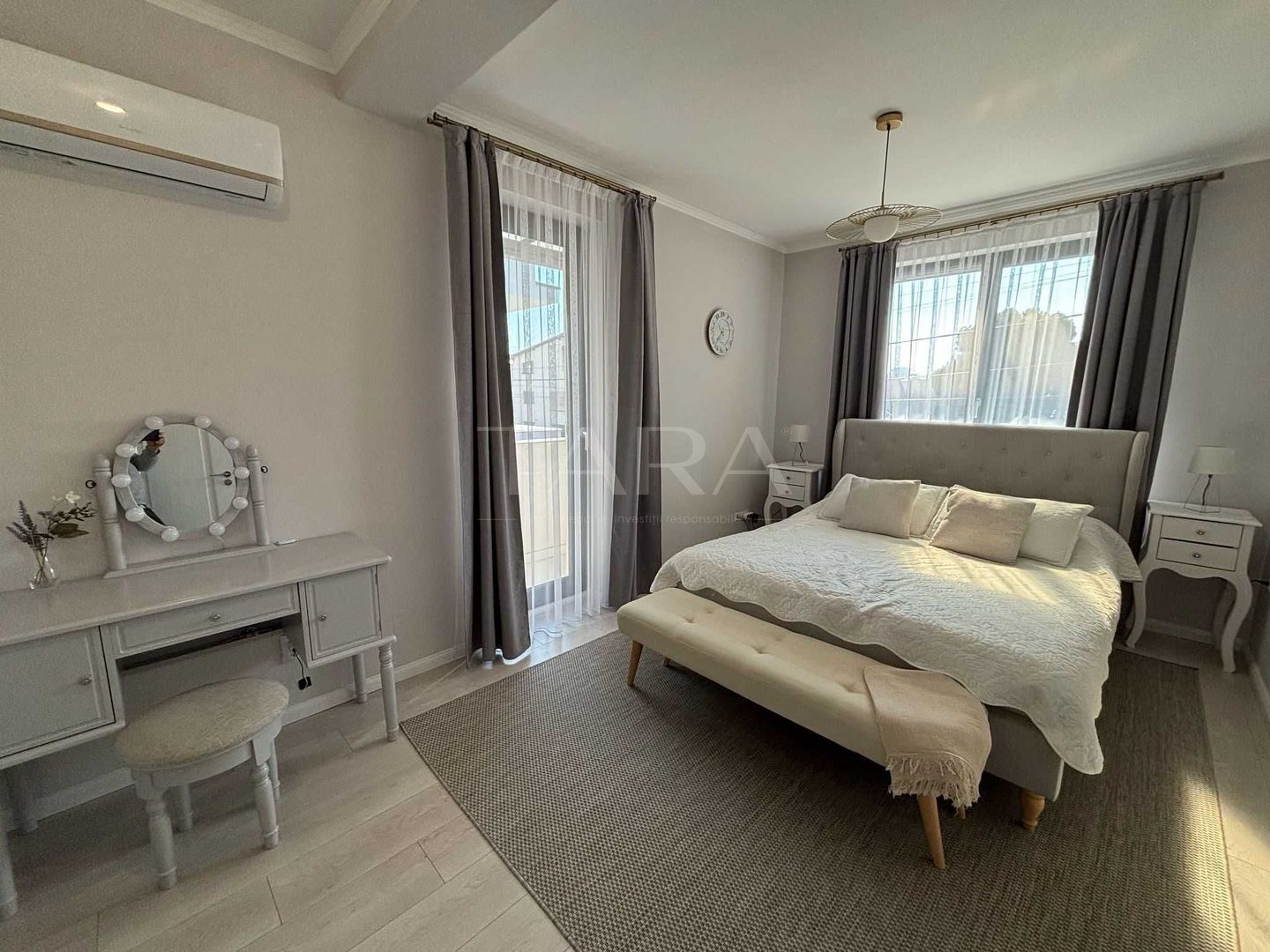 Casă tip duplex, modernă, zona Între Lacuri, Iulius Mall. - Poză 3