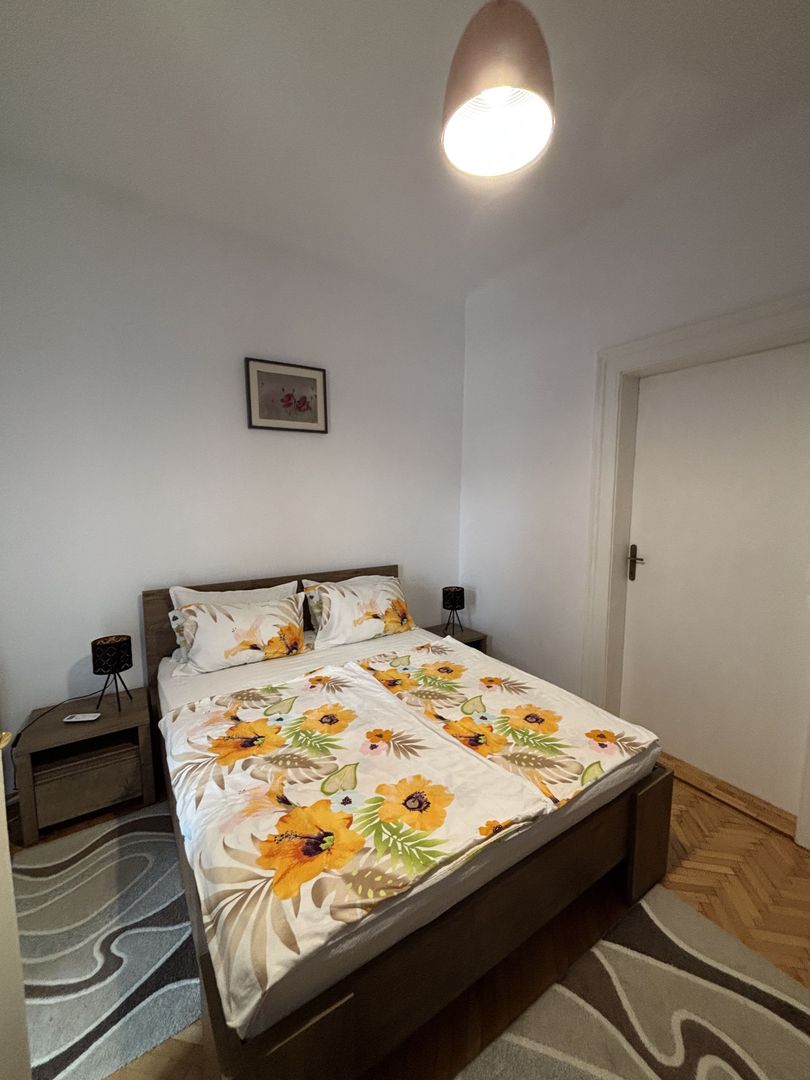 Vilă de închiriat zona Parvan - Poză 21