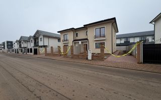 CASA DUPLEX, TOATE UTILITATILE, STRADA ASFALTATA, COMISION 0% - Poză 2