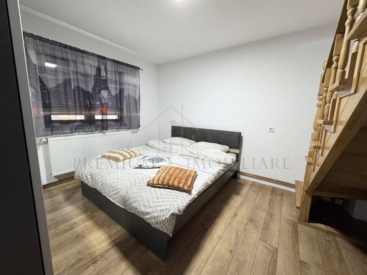 Vila de Lux la 13 km de Onesti - Poză 26