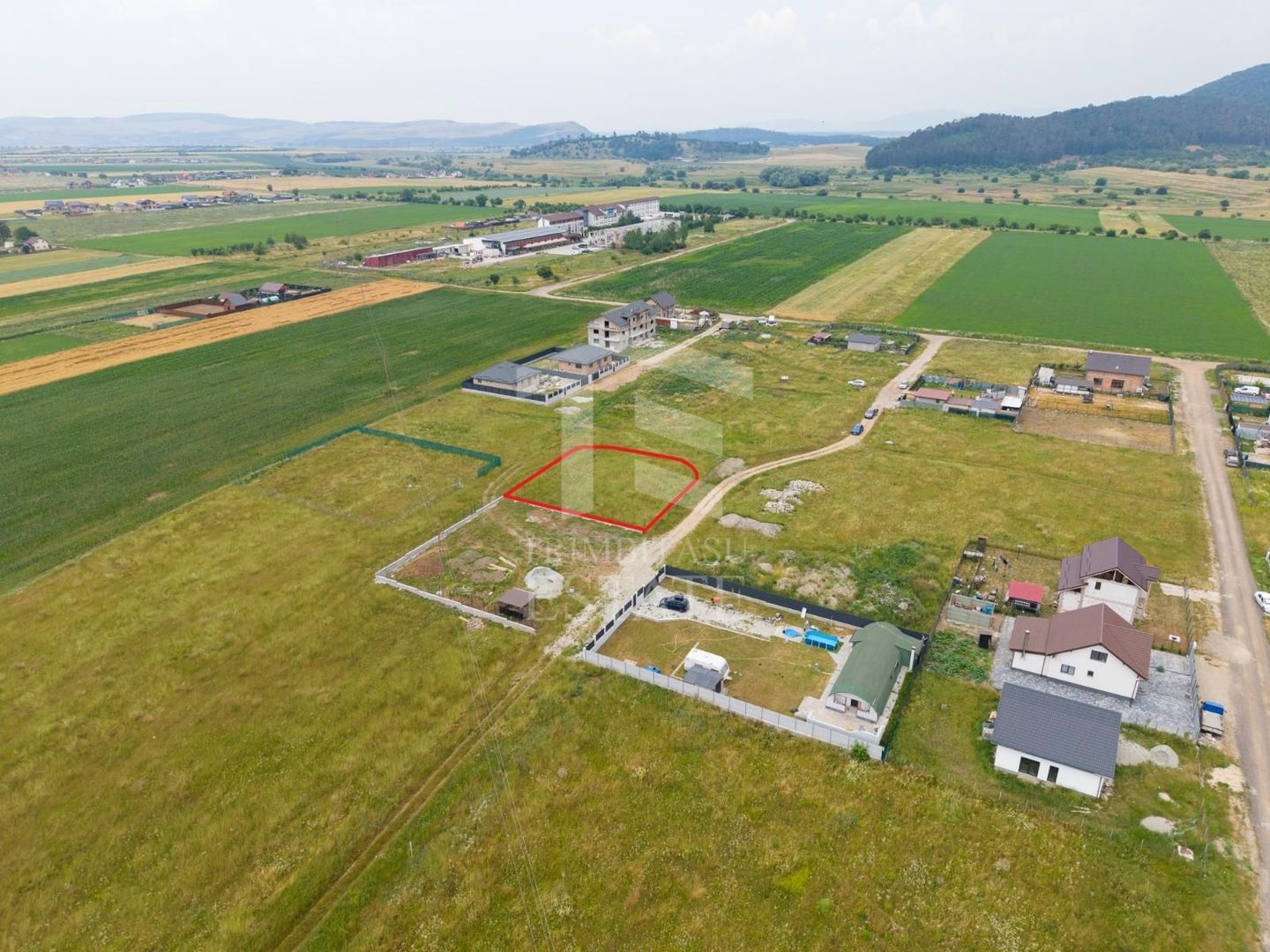 Sanpetru |Teren intravilan 733mp | 3 fronturi stradale - Poză 2