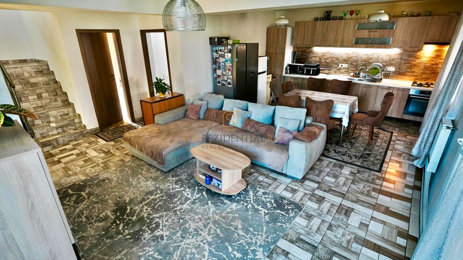 Casă Modernă individuala, 5 camere, P+1E+Pod - Comuna Berceni - Poză 5