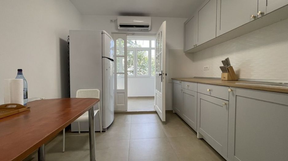 BERCENI | Aparatorii Patriei | Chirie 2 Camere Renovat + Metrou - Poză 1