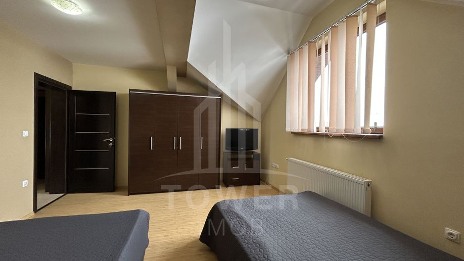 De închiriat Etaj + Mansardă 180 mp | 7 Camere cu 7 Băi | Lupeni - Poză 14