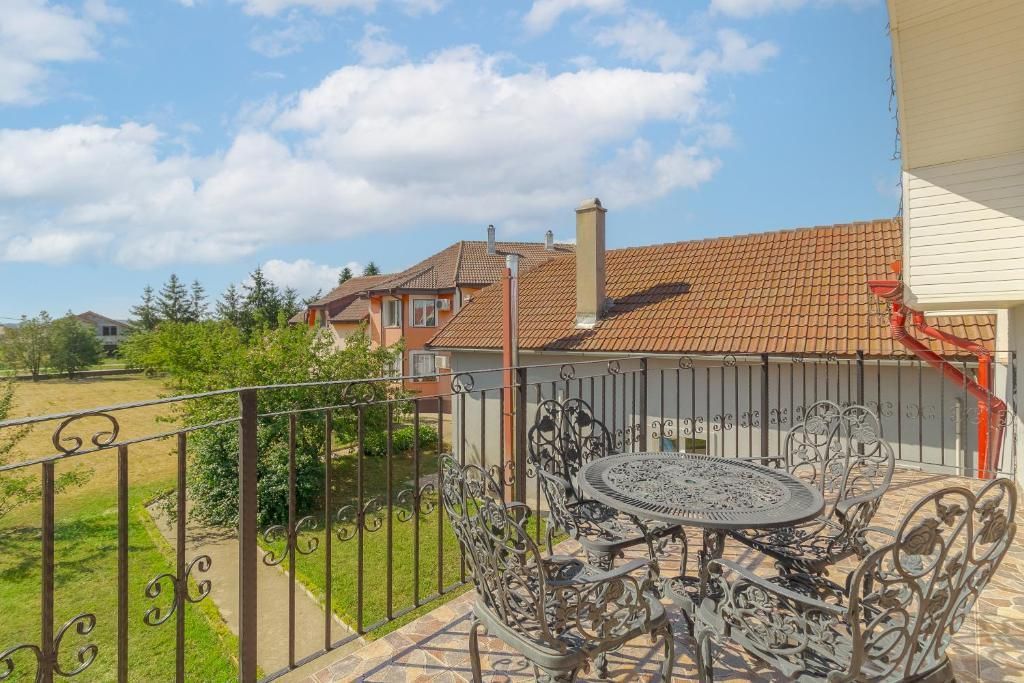 Complex turistic pe un domeniu de 5.375 mp | Sânmartin - Poză 5
