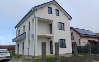 Casa 3 camere | Teren | 126 MPU | Cristian - Poză 1