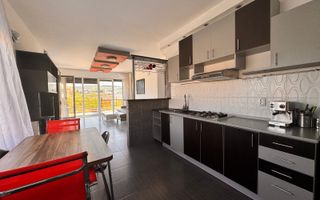 APARTAMENT DE TIP PENTHOUSE CU TERASA 60MP - Poză 5