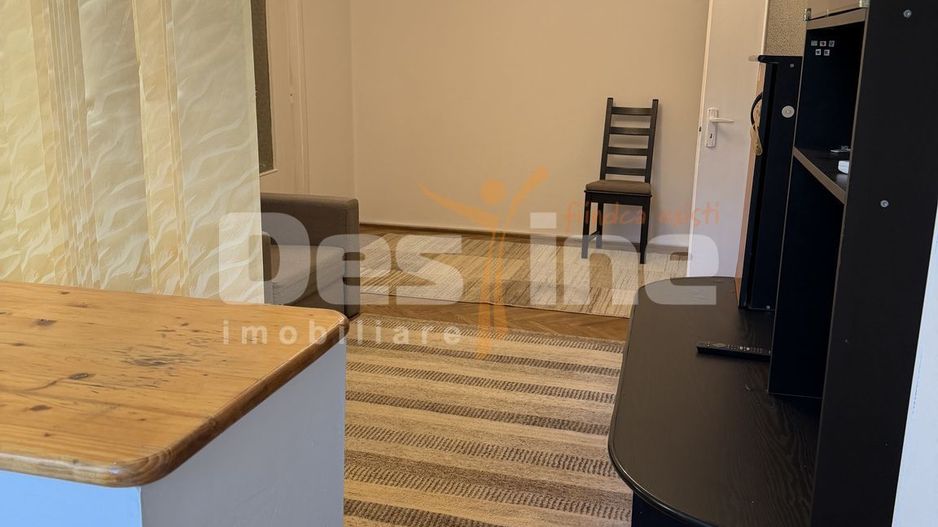 Apartament 2 camere de închiriat, loc de parcare inclus - Poză 4
