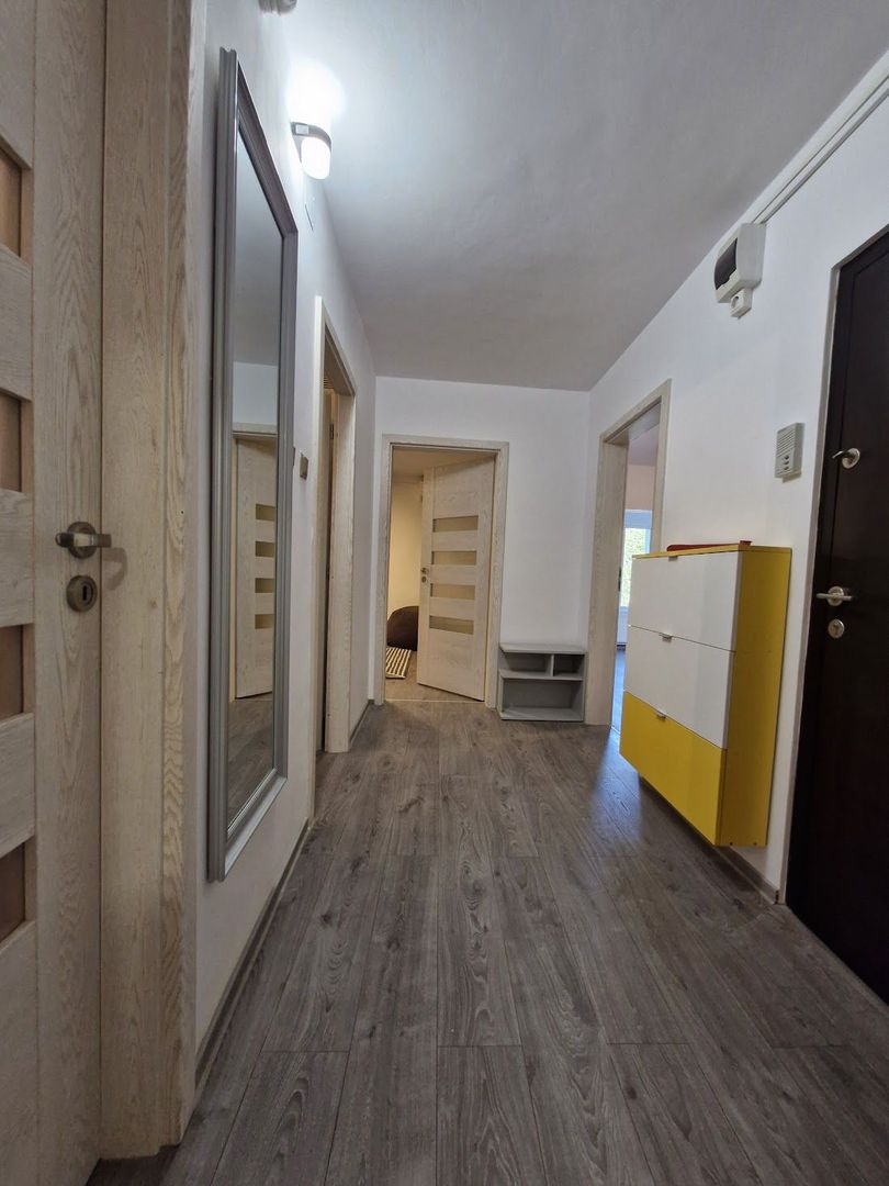 Apartament 3 camere  renovat in zona Lipovei - Poză 6