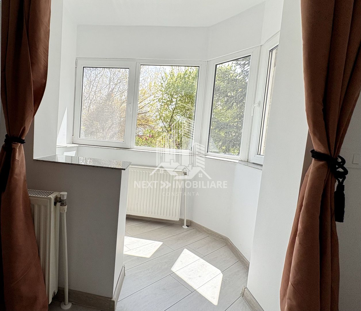 Închiriere apartament modern 2 camere – Faleza Nord, Constanta - Poză 11