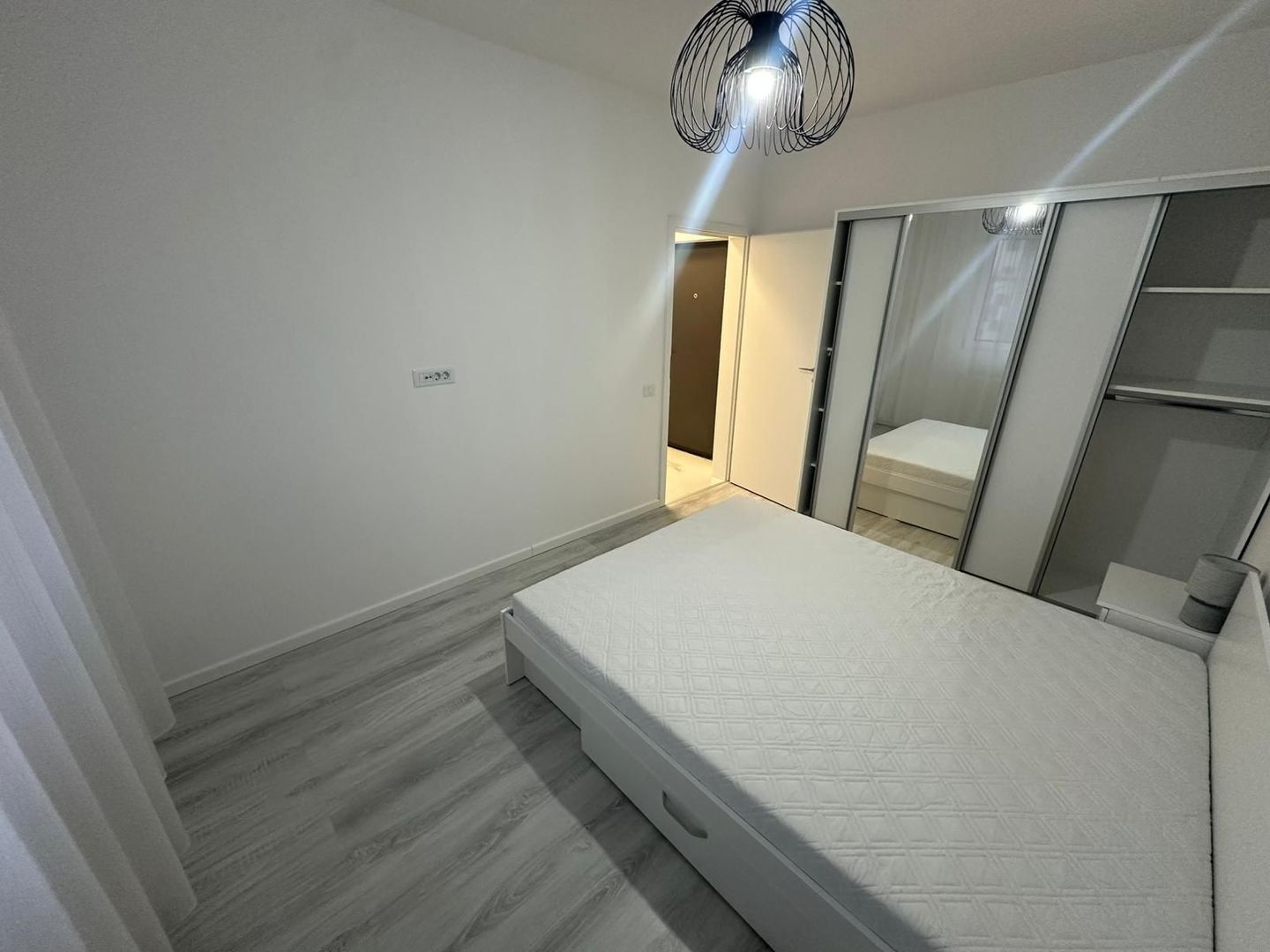 AP. 2 CAMERE MIRAL RESIDENCE, LOC PARCARE, BLOC NOU, STATIE STB - Poză 4
