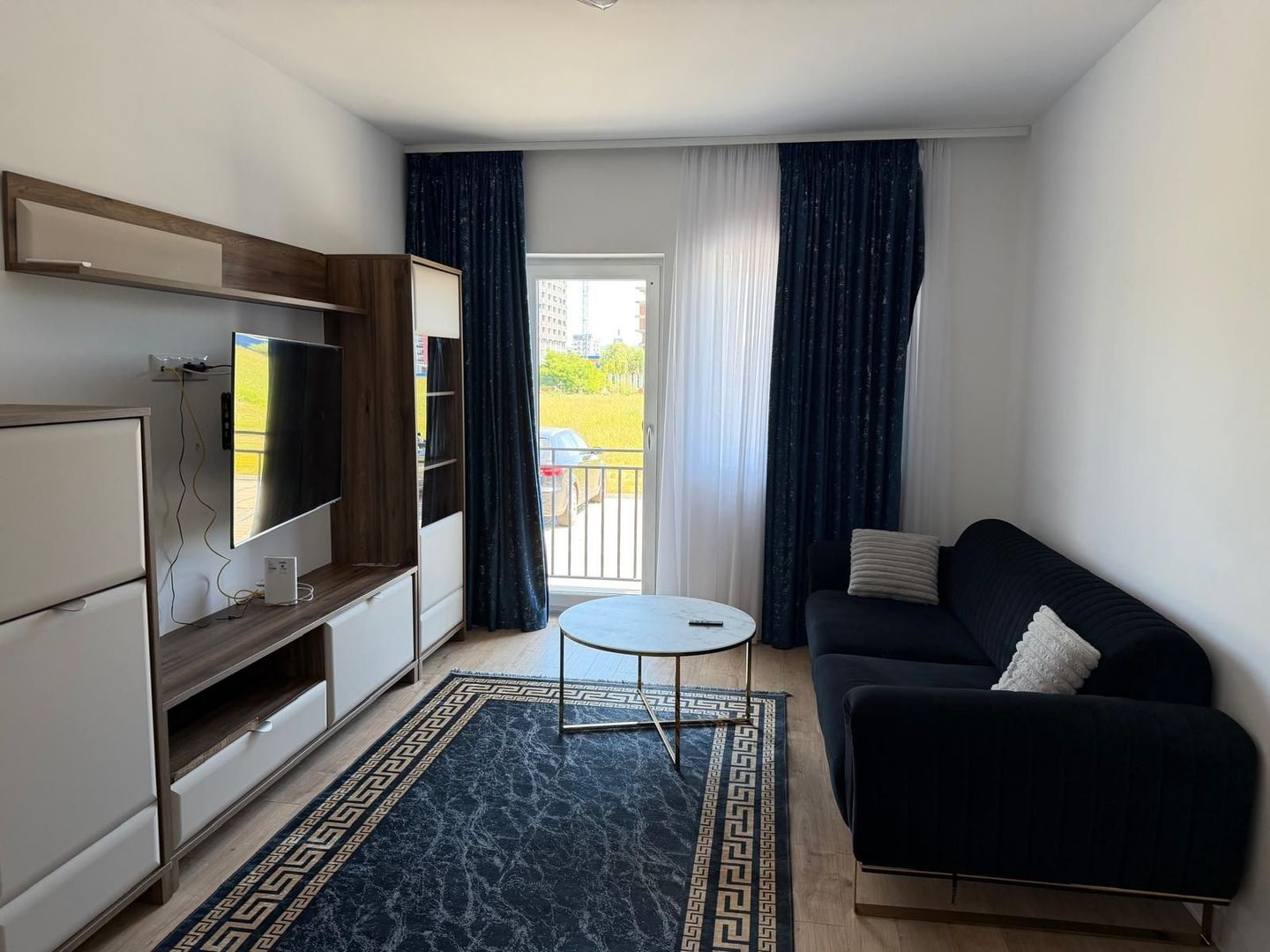 Apartament 2 camere, bucătărie separată - Doamna Stanca - Poză 1