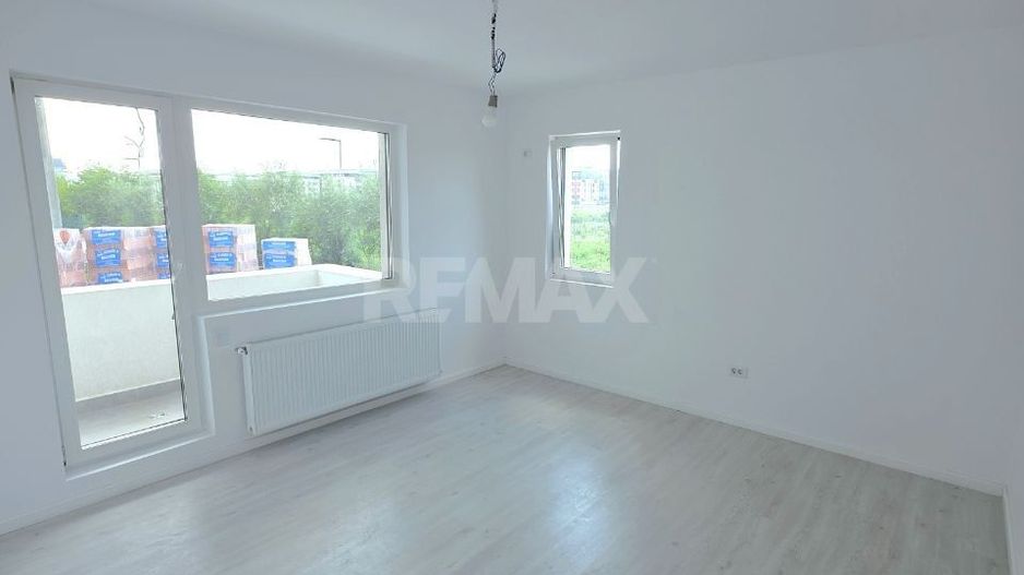Apartament cu 3 camere în București, România - Poză 3
