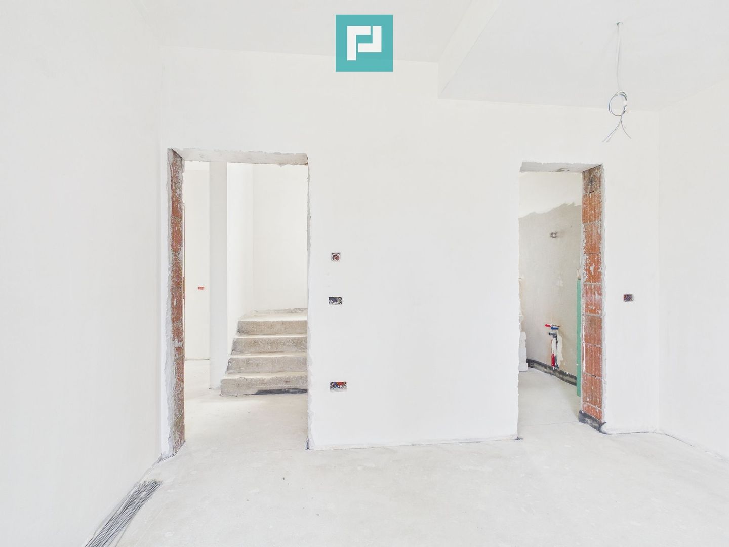 Duplex luminos 101 mp utili, teren 350mp în Covaci - Poză 16