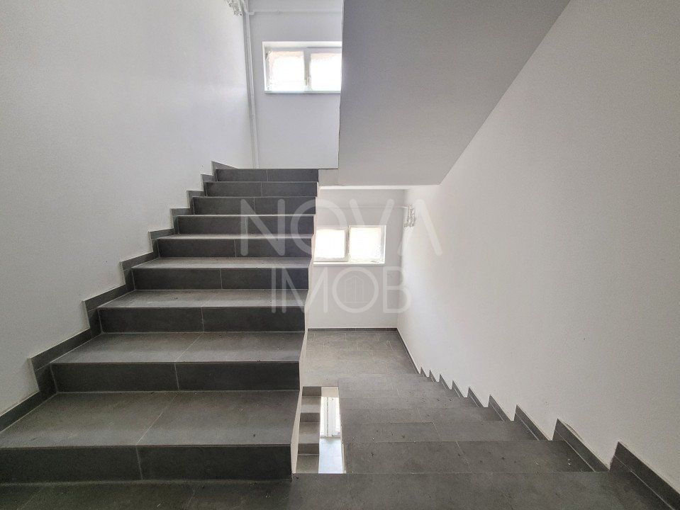 Apartament cu 2 camere, decomandat, Str. Doamna Stanca - Poză 3