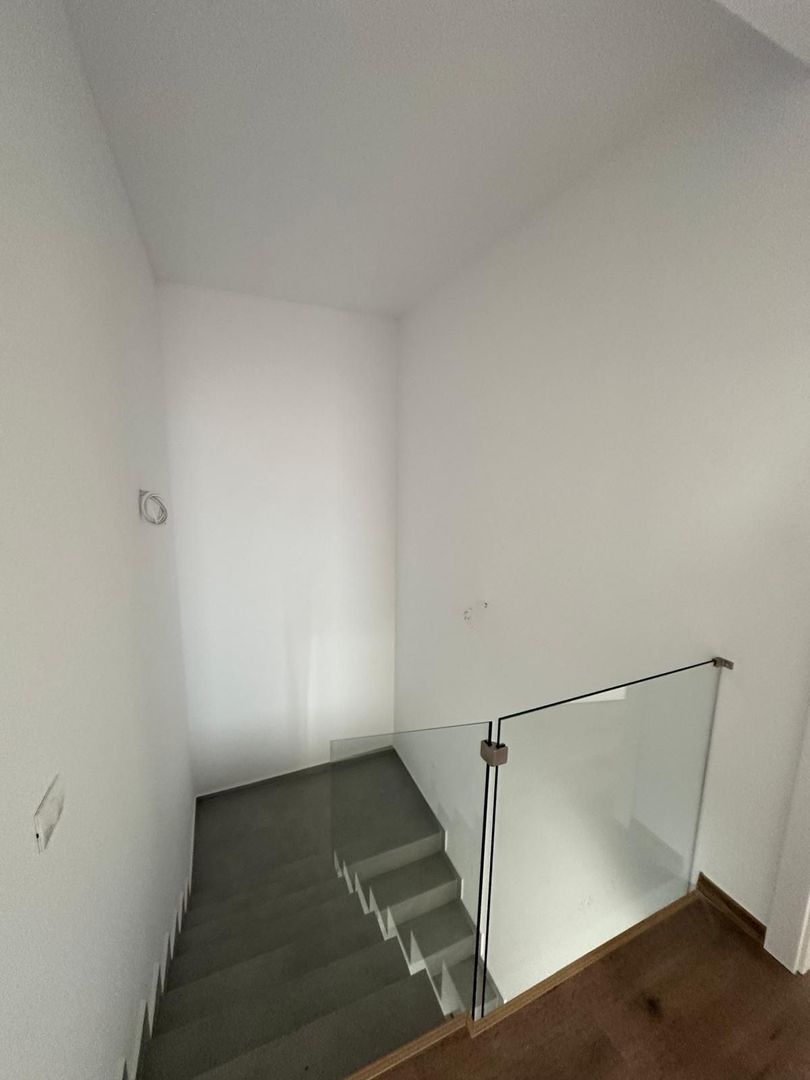 DUPLEX SPATIOS - Poză 6