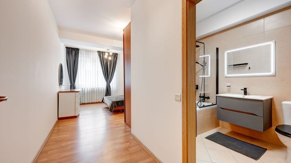 Inchiriere apartament 3 camere | Herastrau | 3 locuri de parcare in subteran - Poză 3