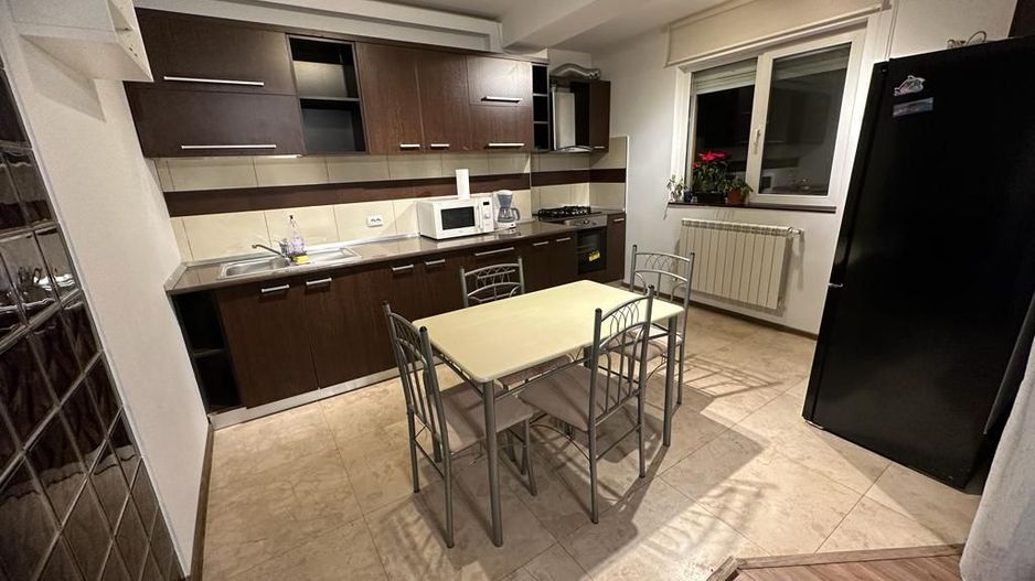 3 camere 2 bai Parcare 120 mp et. 1 AN 2007 Ghencea Drumul Taberii - Poză 7