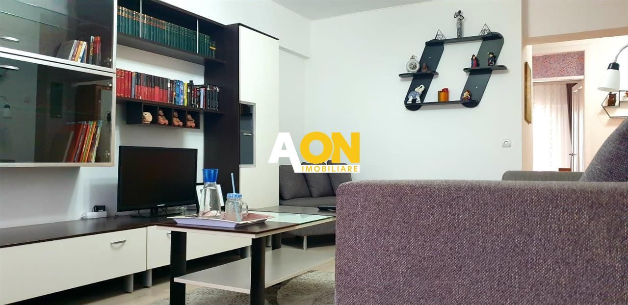 De inchiriat apartament 3 camere  zona Cetatea Alba Carolina - Poză 1