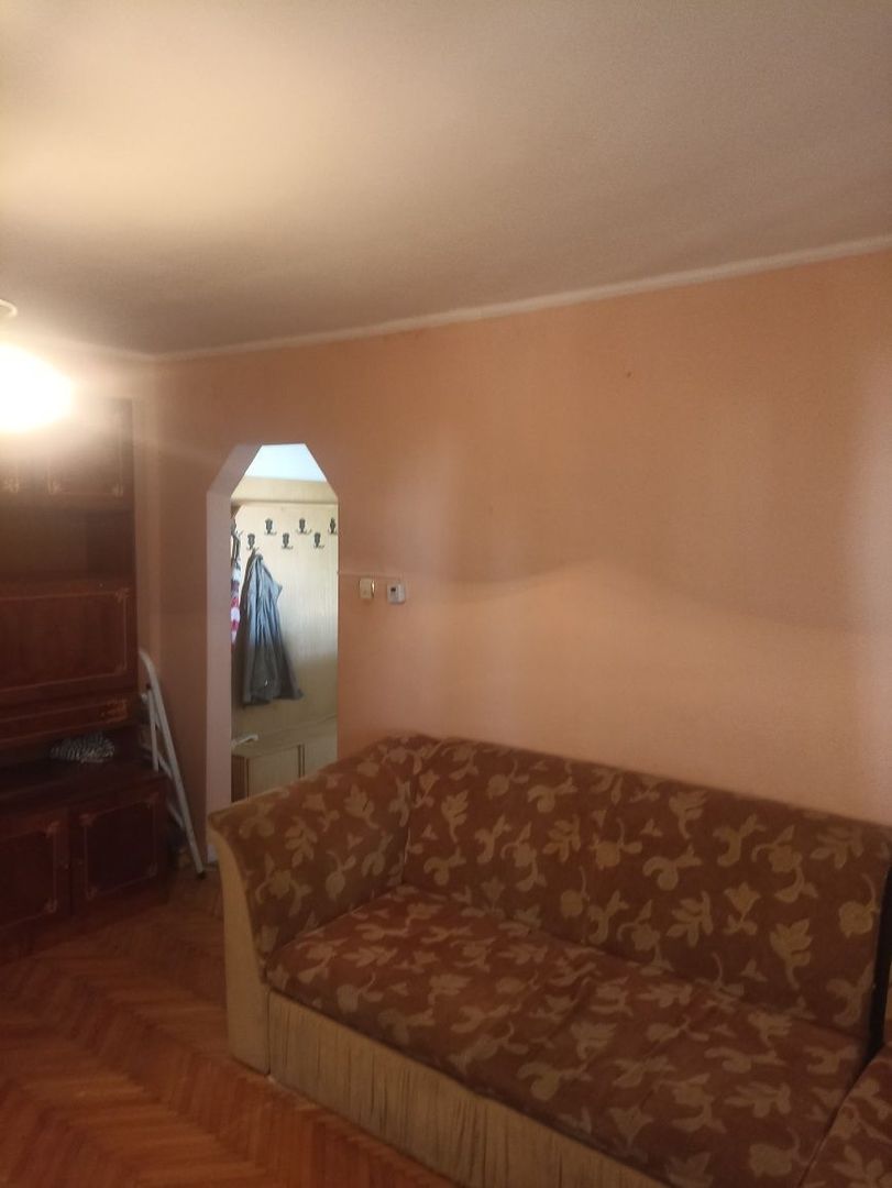 Vând apartament 2camere - Poză 3