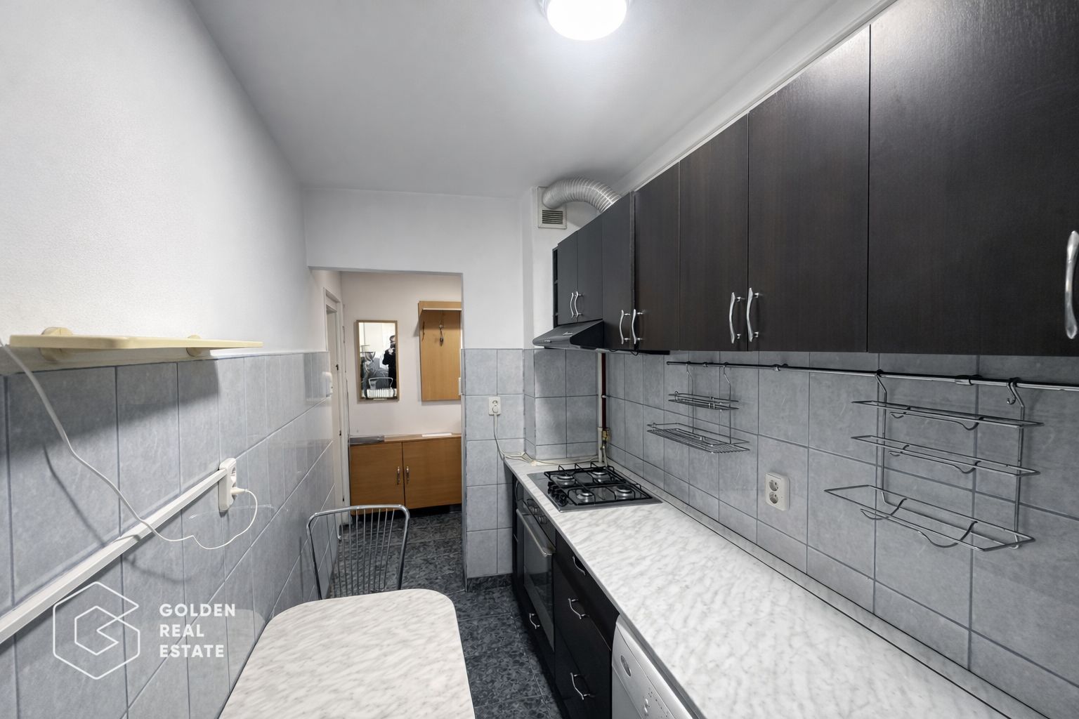 Apartament modern, 2 camere, etaj 1, Vlaicu, centrala proprie,loc parcare,balcon - Poză 8