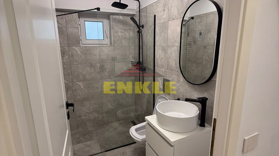 DE ÎNCHIRIAT – APARTAMENT ULTRAMODERN CU 3 CAMERE - Poză 14