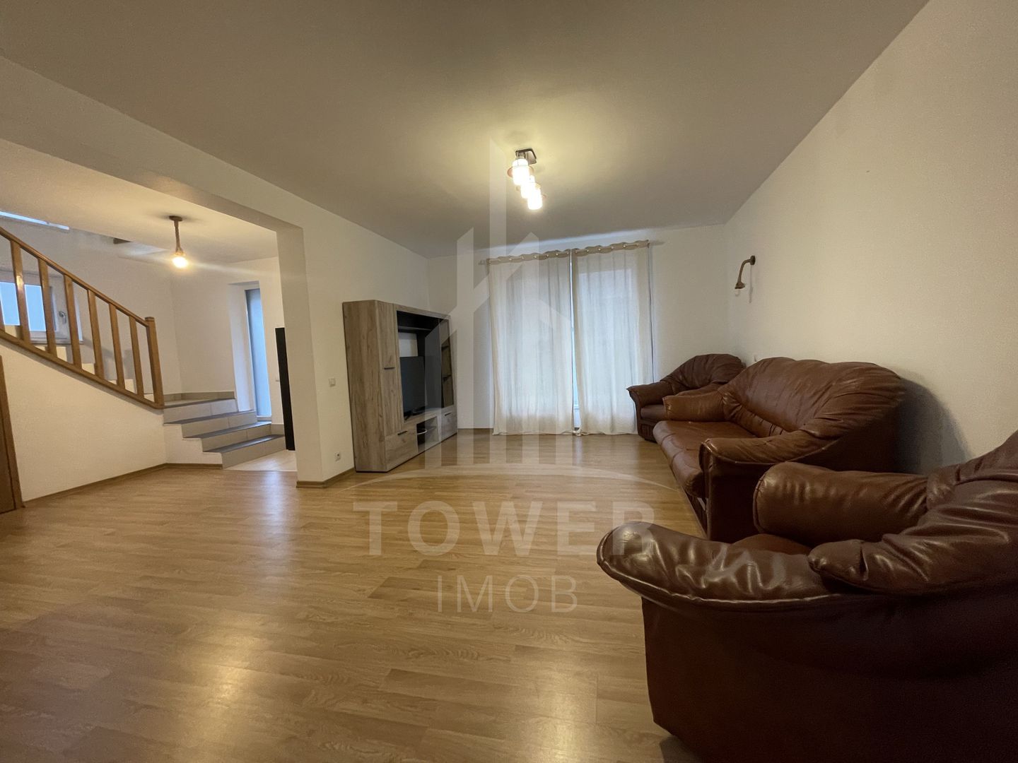 Casa individuala cu etaj - 140 mp utili-zona Belvedere - Poză 1