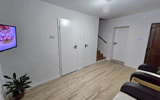 Casă Individuală Spațioasă | Grădină 300 mp cu Livadă și Seră | Garaj & Anexe - Poză 4