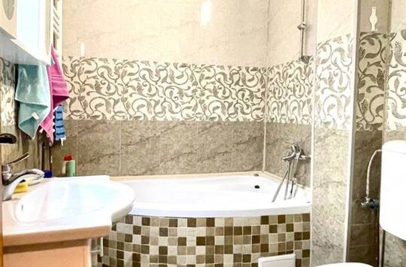 Apartament în Calea Aradului - 2 camere decomandat - Poză 3