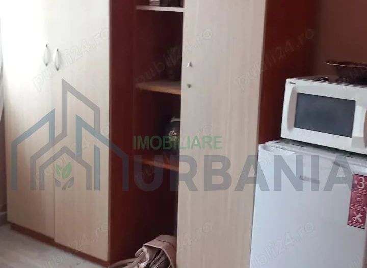 închiriez garsonieră zona piața Nicolina exact ca în poză - Poză 4